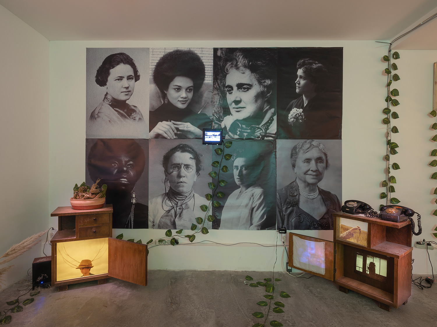 Igor and Ivan Buharov, Revolutionparabotany. OFF-Biennale Budapest, 2021. Photo: Orbital Strangers Porject/OFF-Biennale Budapest